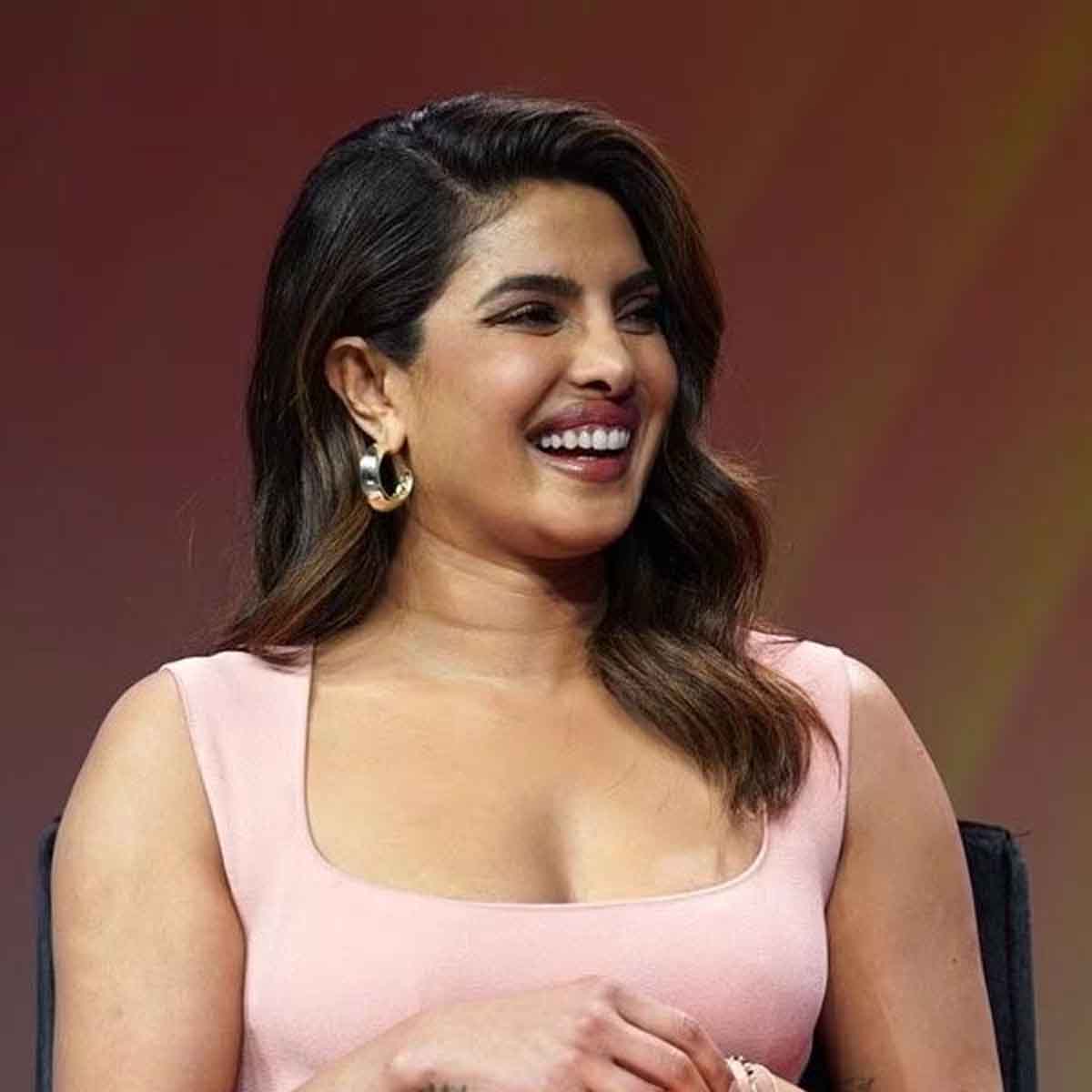 প্রিয়ঙ্কা, Priyanka Chopra, Priyanka Chopra : নাকের জন্য একের পর এক ছবি থেকে বাতিল হচ্ছিলেন প্রিয়ঙ্কা, কিভাবে তার কেরিয়ার বাঁচান ‘গদর’ খ্যাত পরিচালক